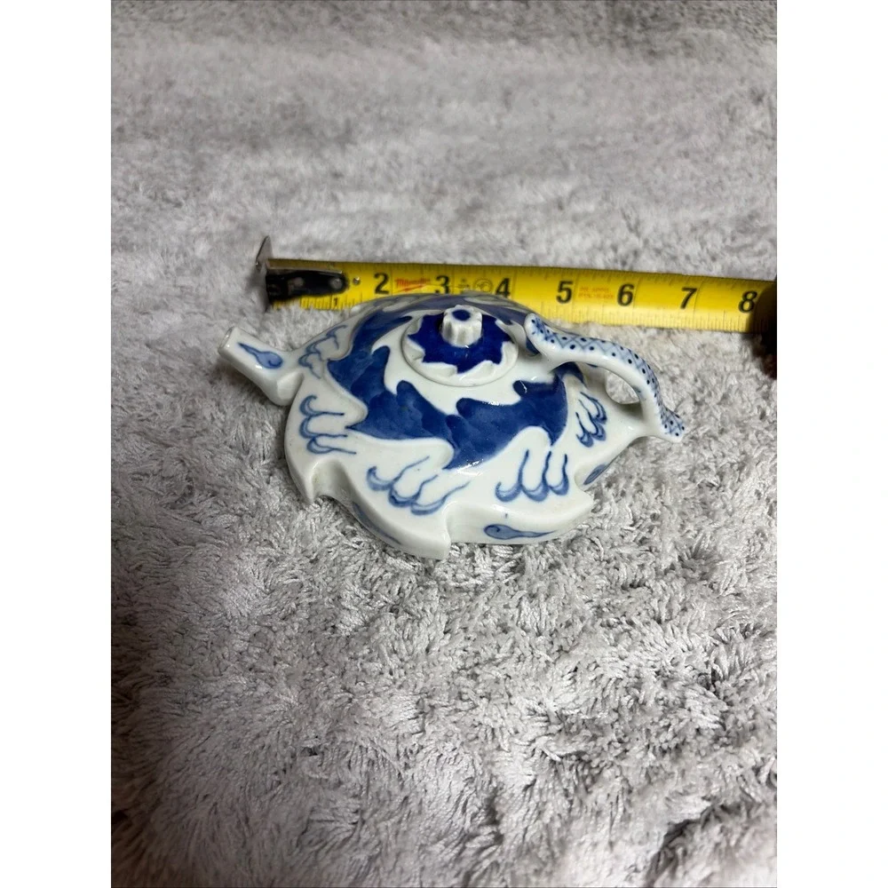 Vtg Blue and White‎ Porcelain Flat Scalloped Teapot Wave Cloud Pattern Seal Mark